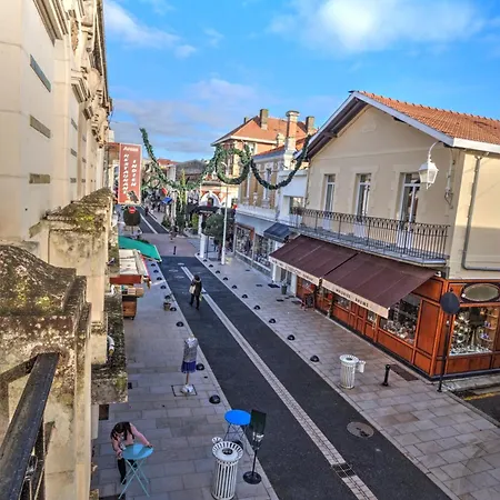 Petit Cocon En Coeur De 아르카숑